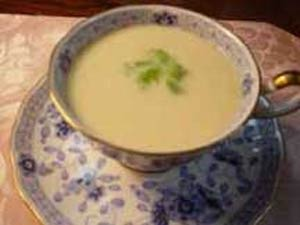 سوپ قارچ وسیب زمینی