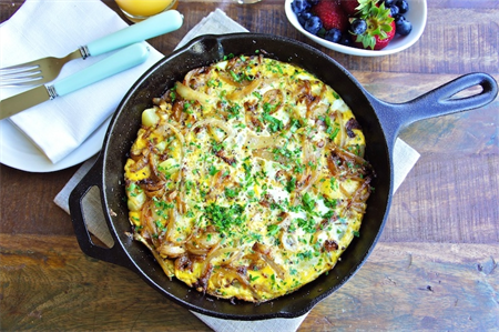 املت سیب زمینی با پیاز کاراملی