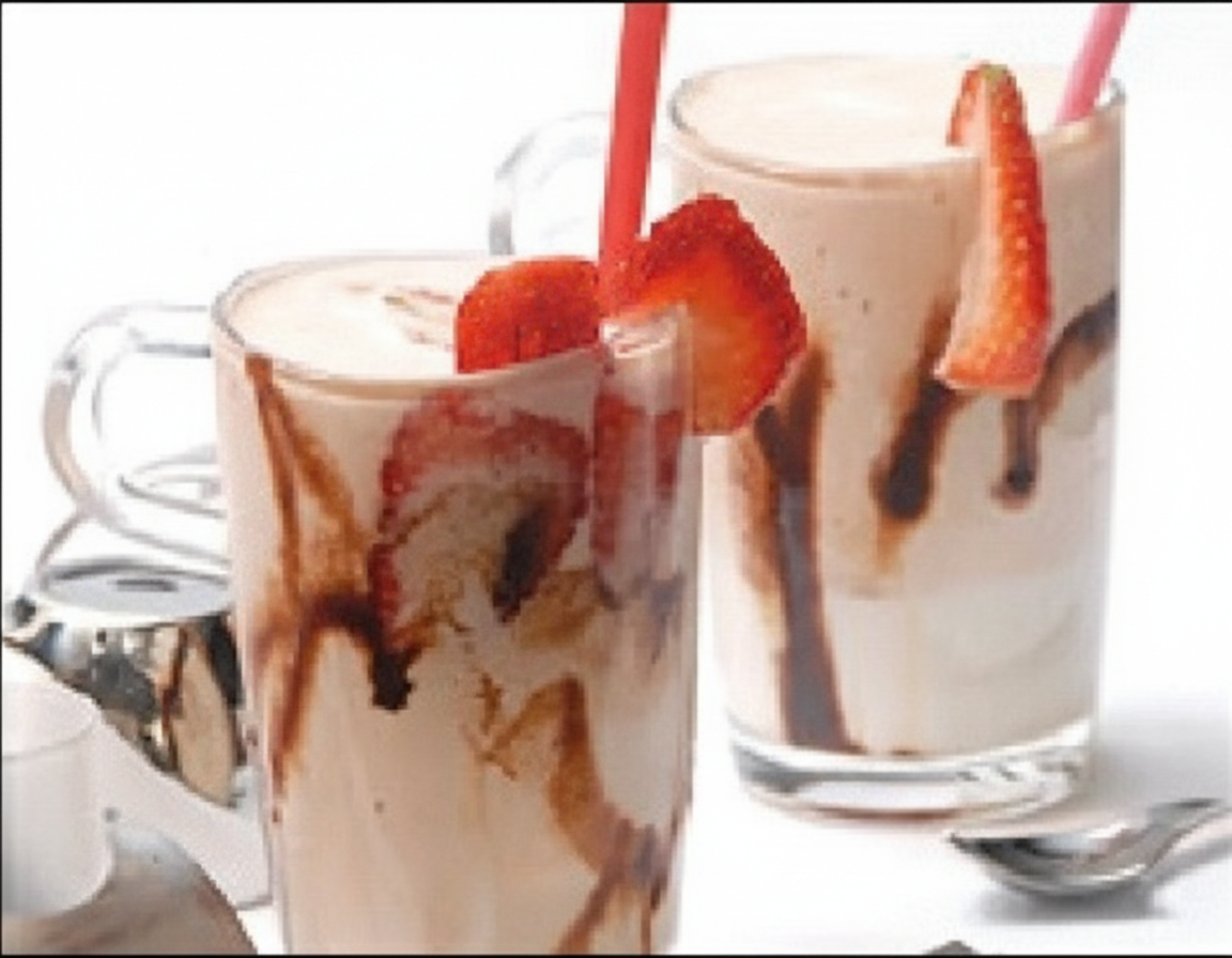 شیک توت فرنگی