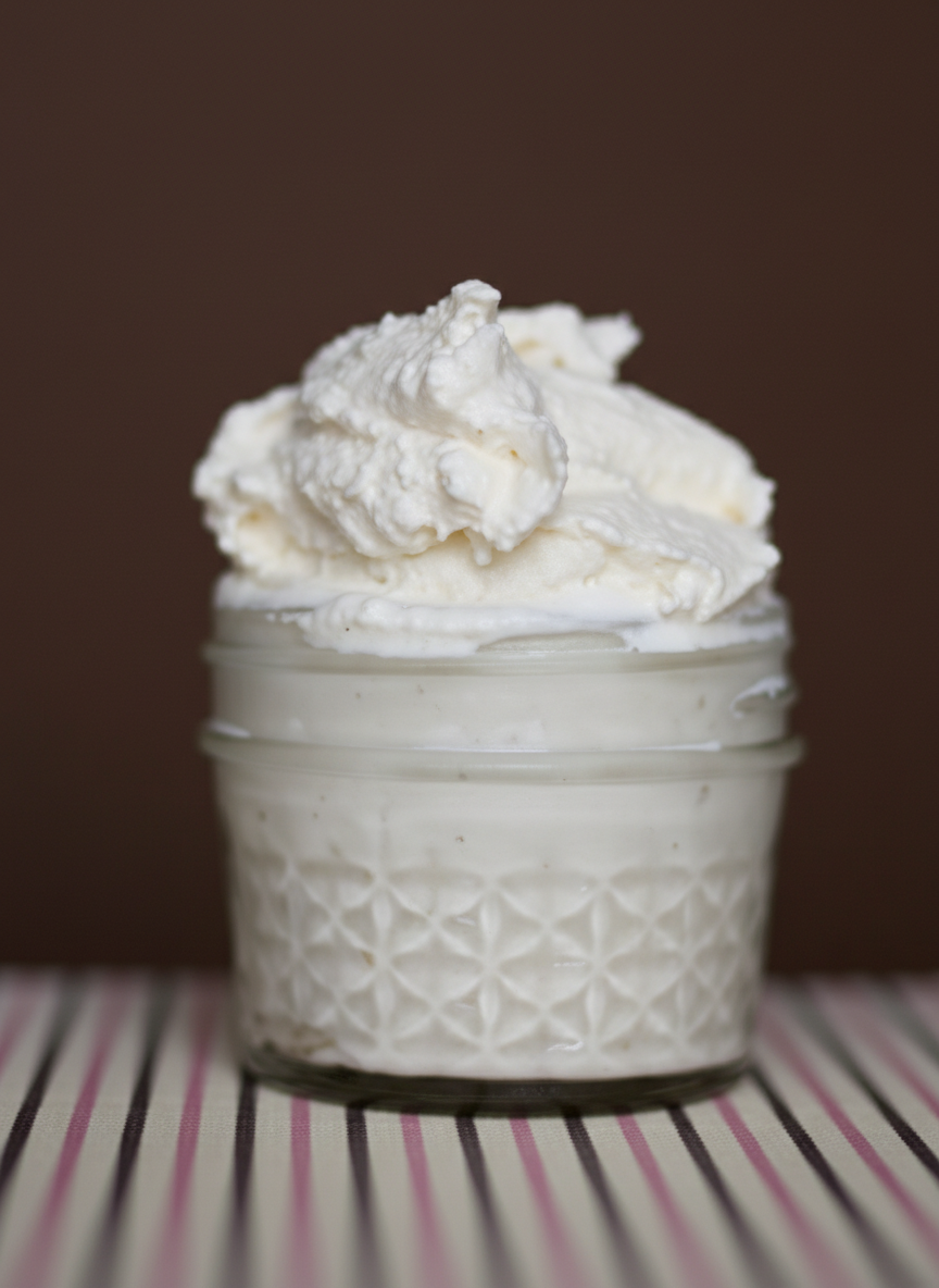 فرم گرفتن خامه