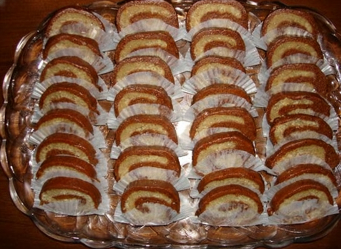 رول خرما و گردو