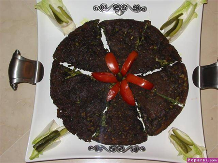 کوکو سبزی گردویی