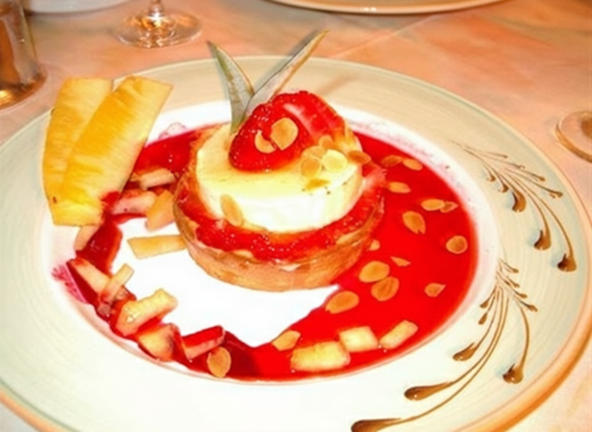 ژله توت فرنگی ژاپنی